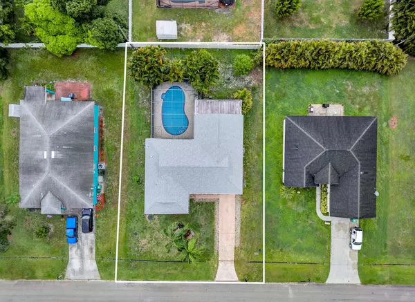 Port Saint Lucie, FL 34983,1918 SE Cheltenham ST