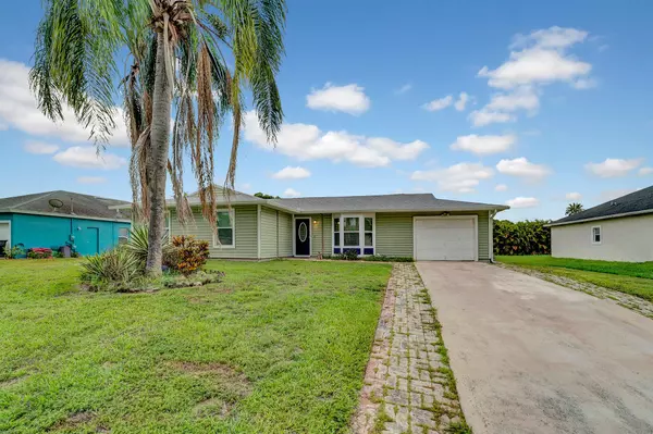 Port Saint Lucie, FL 34983,1918 SE Cheltenham ST