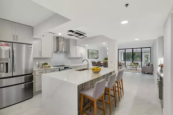 6420 Boca Del Mar DR 104, Boca Raton, FL 33433