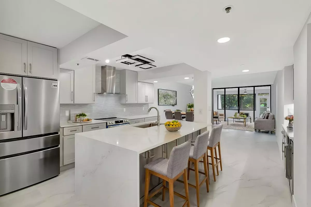 Boca Raton, FL 33433,6420 Boca Del Mar DR 104