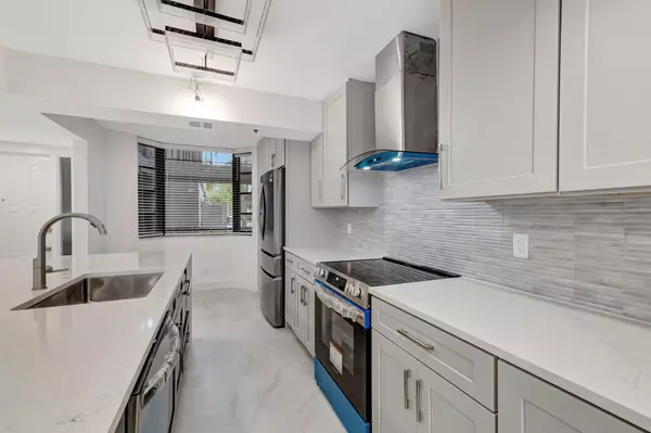 Boca Raton, FL 33433,6420 Boca Del Mar DR 104