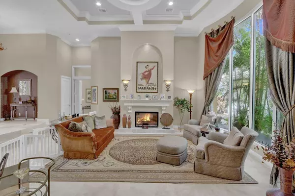 Boca Raton, FL 33496,3879 Landings DR