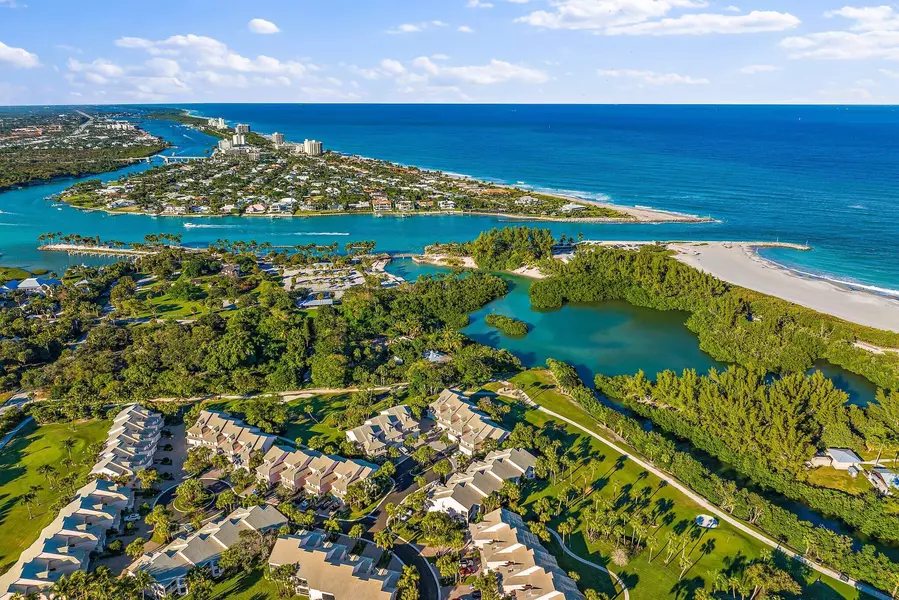 2604 N Fairway DR, Jupiter, FL 33477