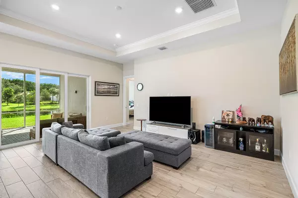 Delray Beach, FL 33445,349 Geillis PATH