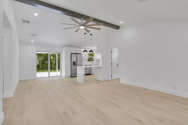 Delray Beach, FL 33484,5456 Sunrise BLVD