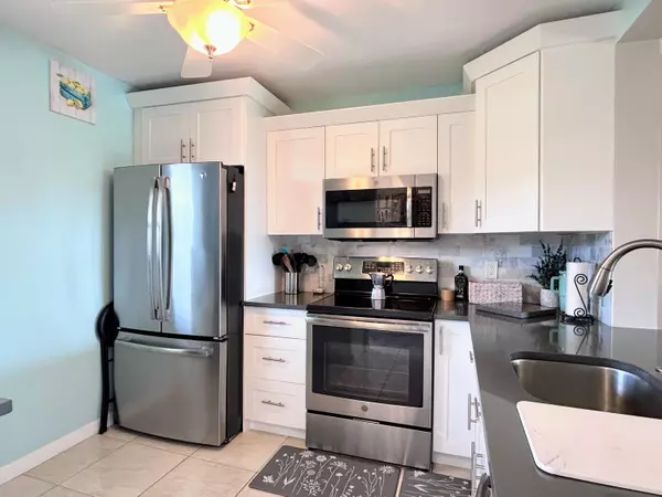 Boynton Beach, FL 33435,2520 NE 1st CT 408