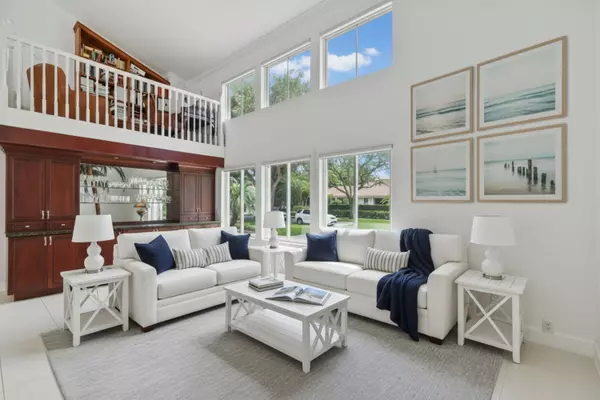 West Palm Beach, FL 33401,2801 Embassy DR