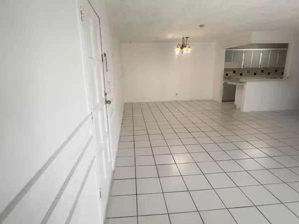 Coral Springs, FL 33065,11607 NW 29th ST B1