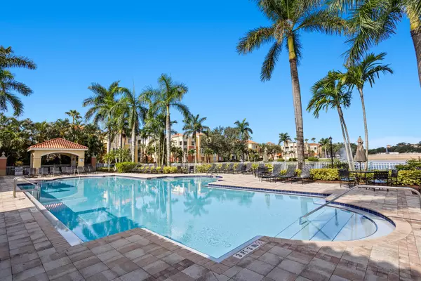 Palm Beach Gardens, FL 33410,11012 Legacy DR 104