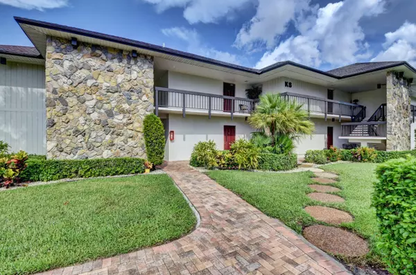 620 Greensward LN 202-Ks, Delray Beach, FL 33445