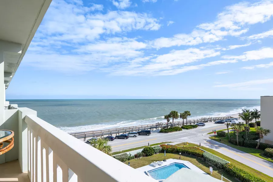 4049 Ocean DR 505, Vero Beach, FL 32963