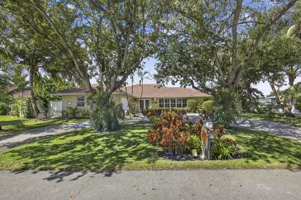 Lake Clarke Shores, FL 33406,7625 Clarke RD