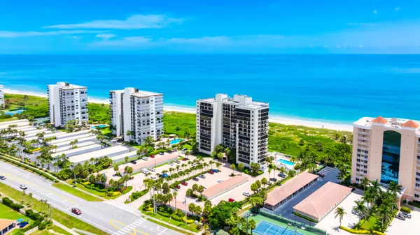 Hutchinson Island, FL 34949,3100 N Highway A1a 1005