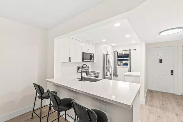 Delray Beach, FL 33445,2935 SW 22nd AVE 1060