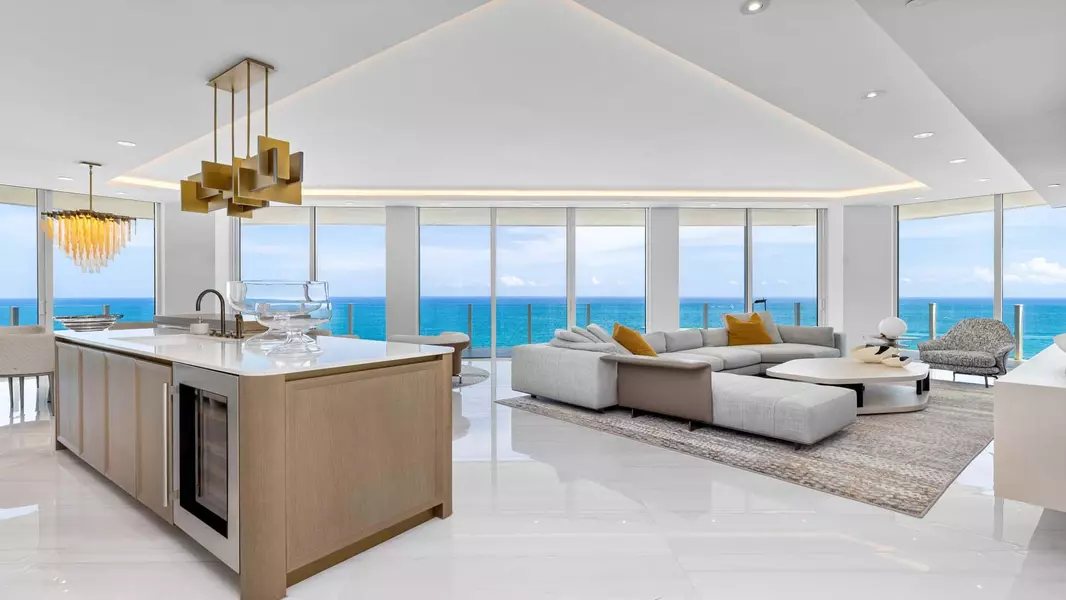 525 N Fort Lauderdale Beach BLVD 901, Fort Lauderdale, FL 33304