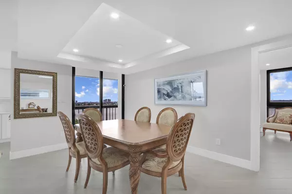 Singer Island, FL 33404,5380 N Ocean DR 9a