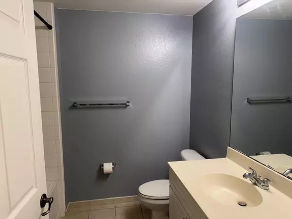 Palm Beach Gardens, FL 33410,2730 Anzio CT 208