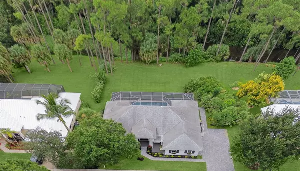 Stuart, FL 34997,8025 SW Yachtsmans DR