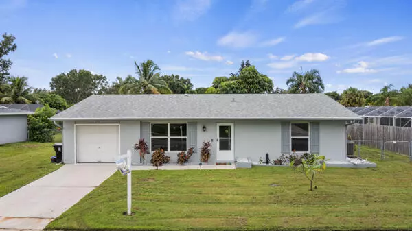 Port Saint Lucie, FL 34983,386 NE Orchard ST