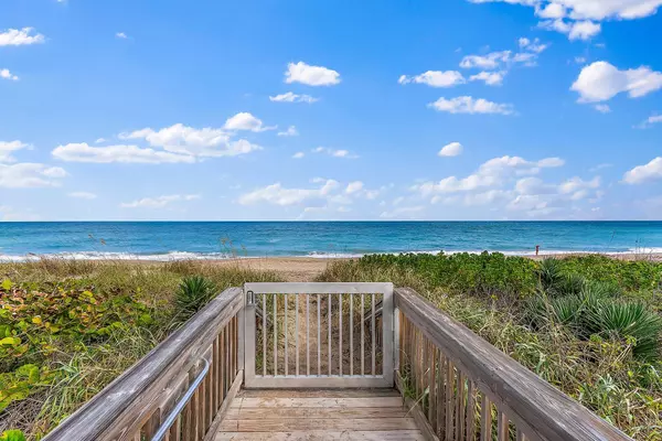 Jensen Beach, FL 34957,3541 NE Ocean BLVD 7
