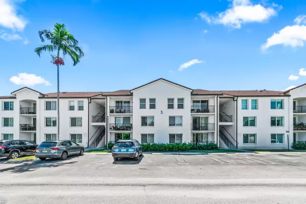 Boynton Beach, FL 33435,320 Villa CIR