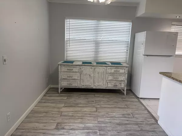 Boca Raton, FL 33434,169 E Dorset 169 E