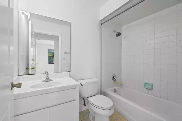 West Palm Beach, FL 33406,2634 Summit BLVD