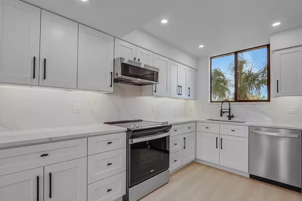 Jupiter, FL 33477,200 Ocean Trail Way T1