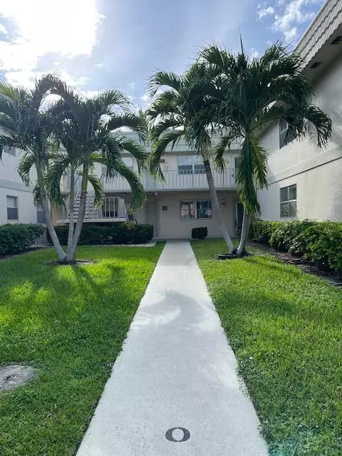 681 Saxony O 681, Delray Beach, FL 33446