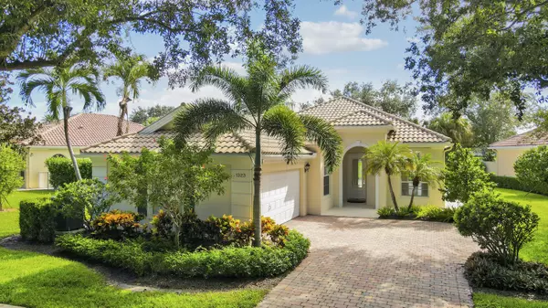 Palm Beach Gardens, FL 33410,1323 St Lawrence DR