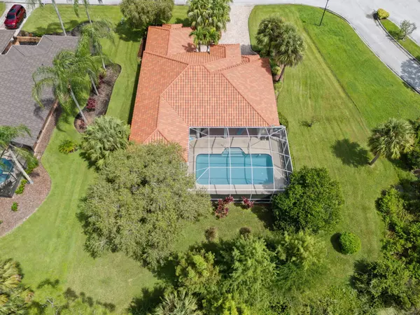 Port Saint Lucie, FL 34986,1190 SW Mirror Lake CV