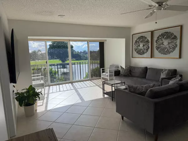 Lake Worth, FL 33467,4266 Deste CT 308