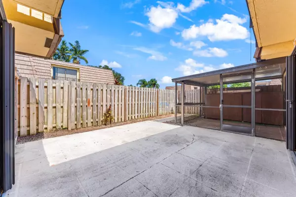 Palm Springs, FL 33461,632 Springdale CIR