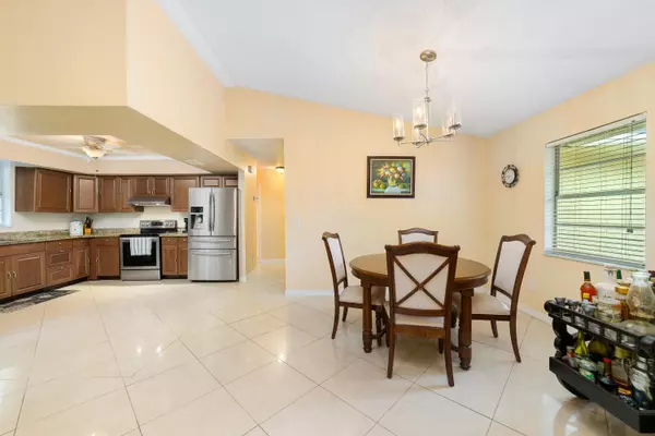 Port Saint Lucie, FL 34983,1064 SE Euclid LN