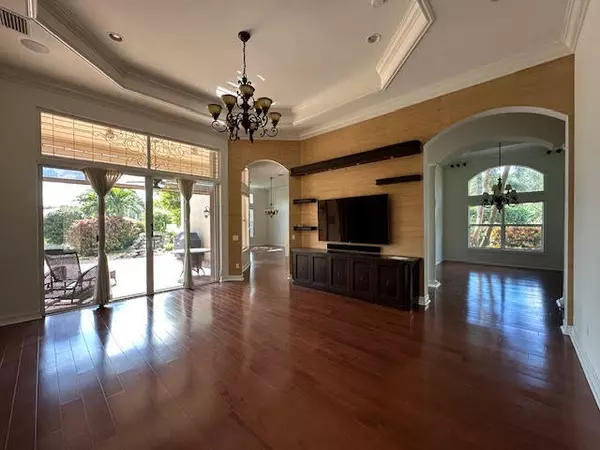 7071 Corning CIR, Boynton Beach, FL 33437