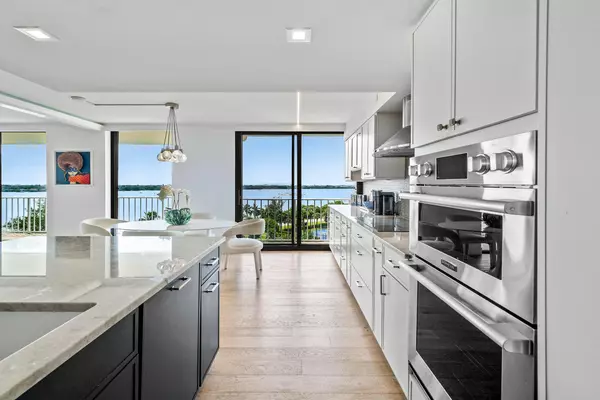 Palm Beach, FL 33480,3400 S Ocean Blvd BLVD 7aii