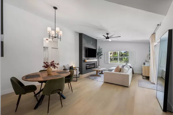 Wellington, FL 33449,10561 Paso Fino DR