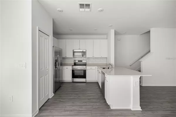 Ocala, FL 34476,4823 SW 81st LOOP