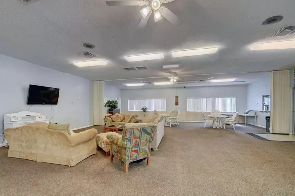 Lantana, FL 33462,200 S Waterway Drive S DR 102