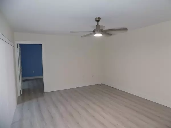 Palm Beach Gardens, FL 33418,619 6th TER