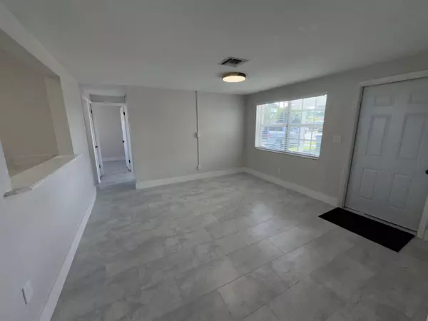 Lantana, FL 33462,81 Old Spanish TRL