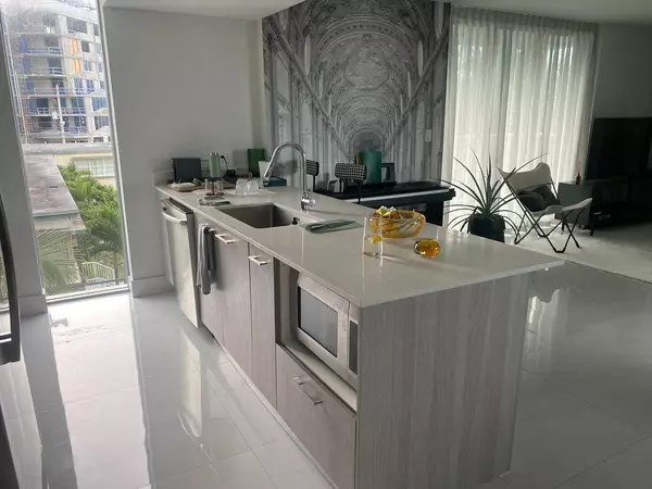 Bay Harbor Islands, FL 33154,1133 102nd ST 403