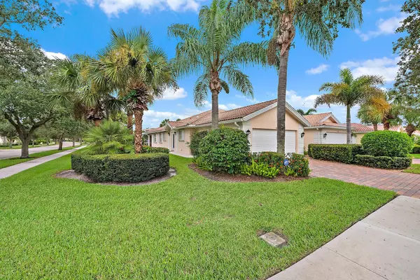 8431 SE Retreat DR, Hobe Sound, FL 33455