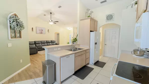 Sebring, FL 33872,9134 Oviedo ST