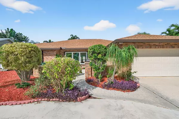 Boca Raton, FL 33487,17350 Spring Tree LN