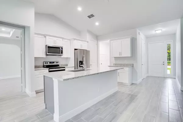 Port Saint Lucie, FL 34953,1222 SW Albenga AVE