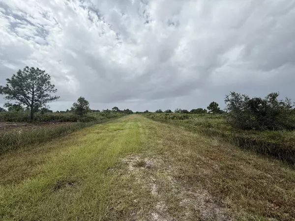 Okeechobee, FL 34972,18086 NW 270th ST