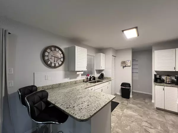 Port Saint Lucie, FL 34984,1672 SW Schleicher LN