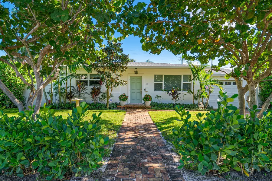 328 Putnam Ranch RD, West Palm Beach, FL 33405