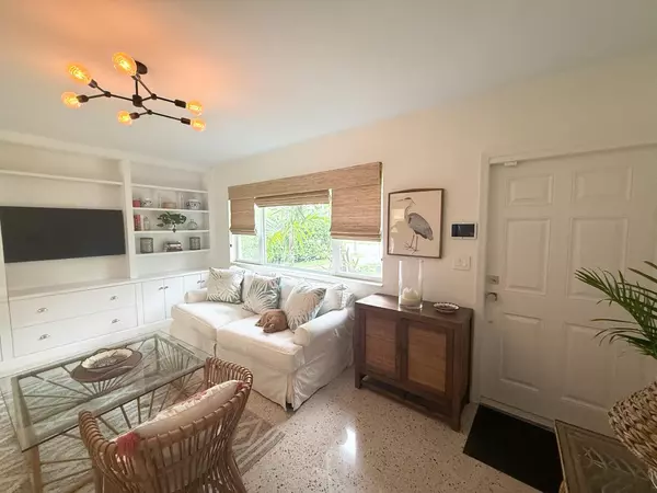 West Palm Beach, FL 33405,328 Putnam Ranch RD